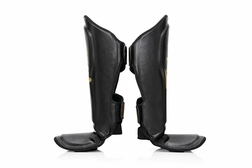 Fairtex Scheenbeschermers Booster FXB-SG Zwart/Goud - Image 3