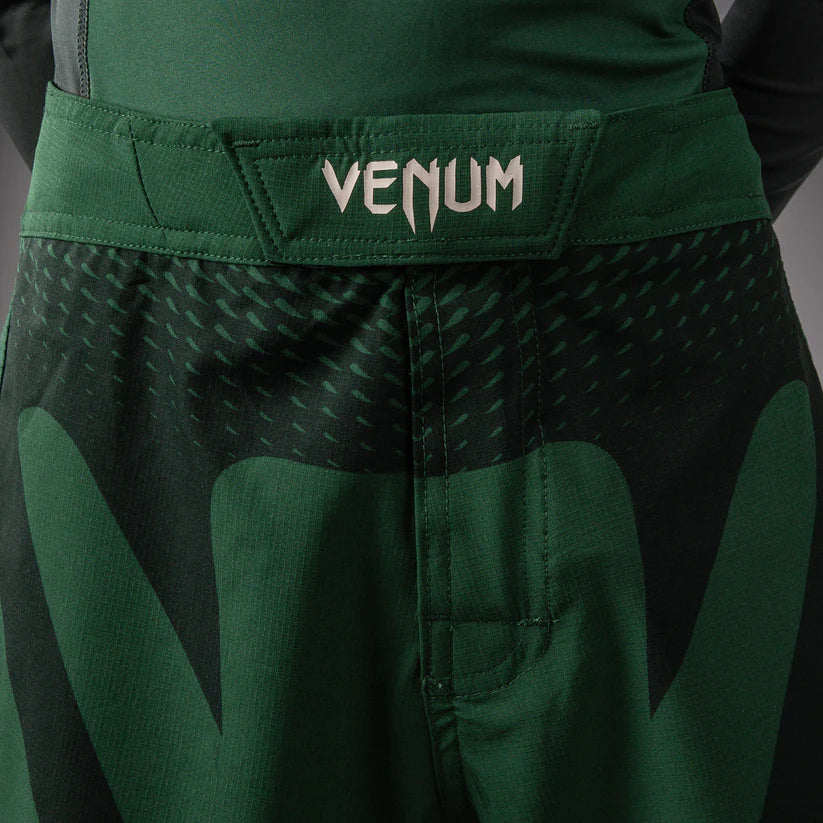 Venum Fightshort Attack Kids Groen/Wit - Image 3