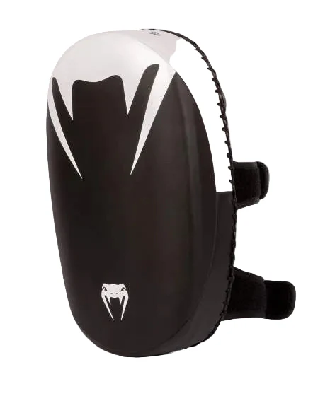 Venum Armpad Light Kick Pad Zwart/Wit - Image 2