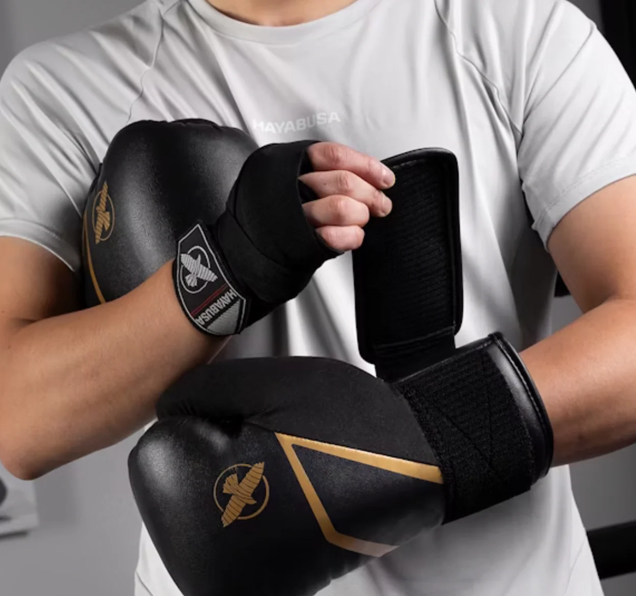 Hayabusa Bokshandschoenen E1  Zwart/Goud - Image 3