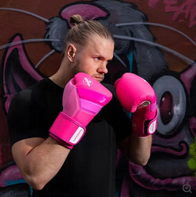 Hayabusa Bokshandschoenen T3 Neon Pink - Image 5