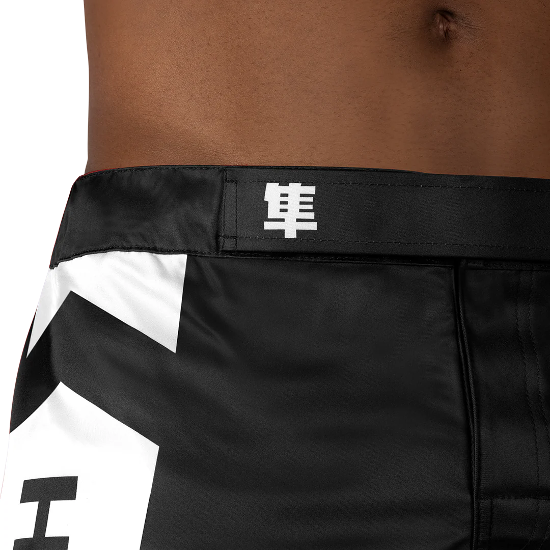 Hayabusa Icon Mid-Thigh Fight Shorts Zwart/Wit - Image 3