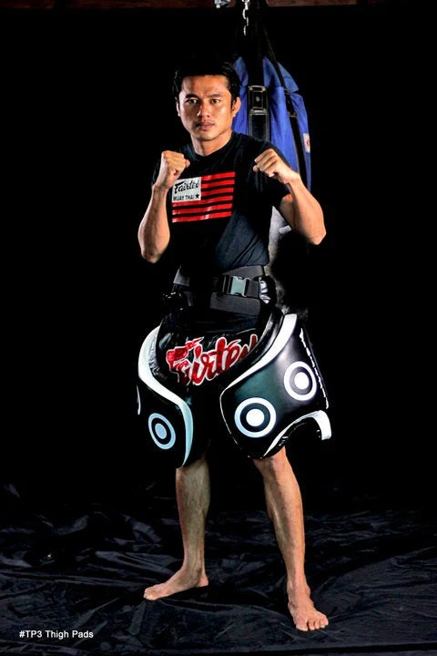 Leg Protector Fairtex Thigh pads Blauw/Wit - Image 3