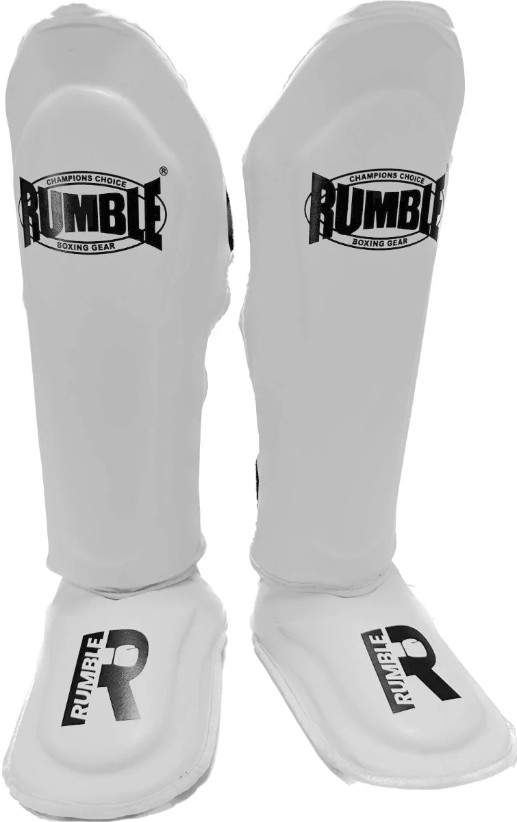 Rumble Kickboks set Bokshandschoen Undefeated & Rumble Scheenbeschermer Exclusive Wit - Image 3
