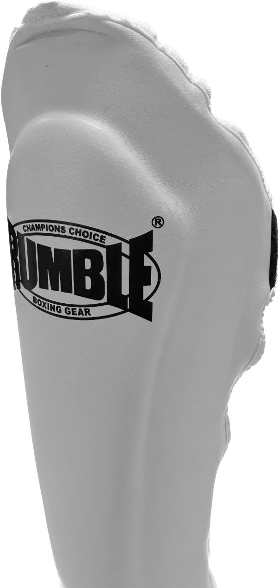 Rumble Kickboks set Bokshandschoen Undefeated & Rumble Scheenbeschermer Exclusive Wit - Image 8