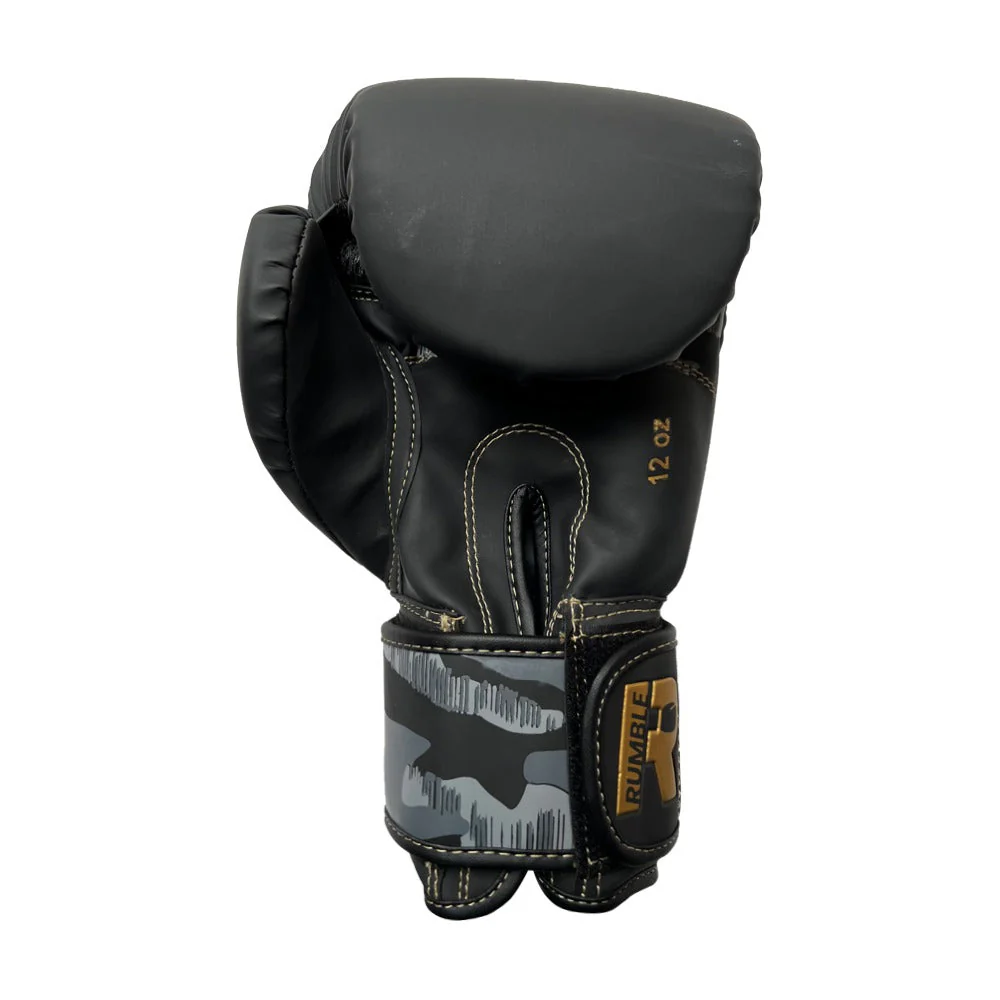 Rumble Kickboksset Camo Black/Gold + Hoofdbeschermer + Sporttas + Kledingset - Image 5