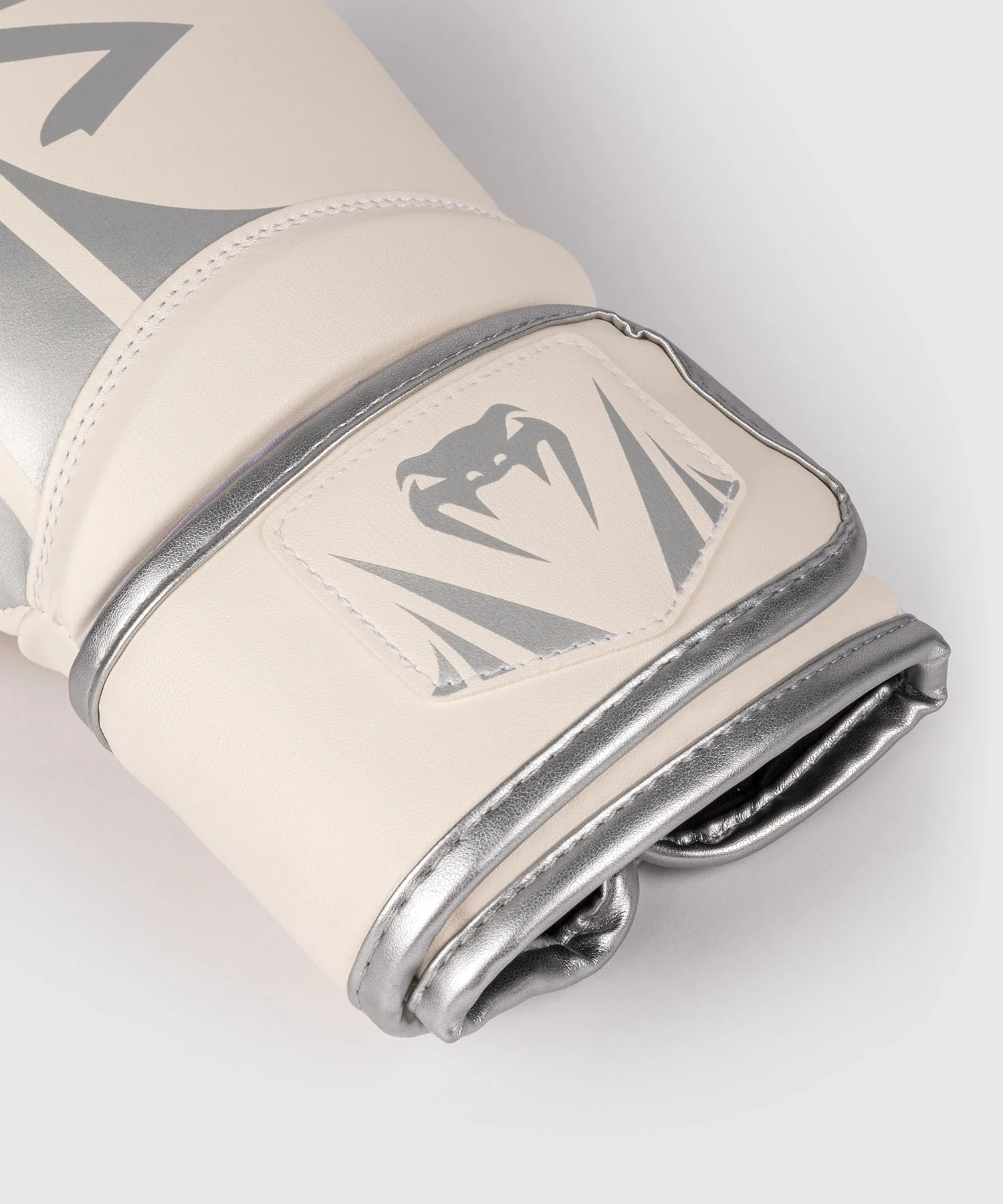 Venum Bokshandschoenen Challenger 2.5 Wit/Zilver - Image 3