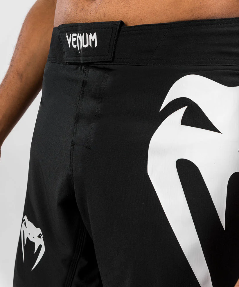 Venum Fightshort Light 5.0 Zwart/Wit - Image 5