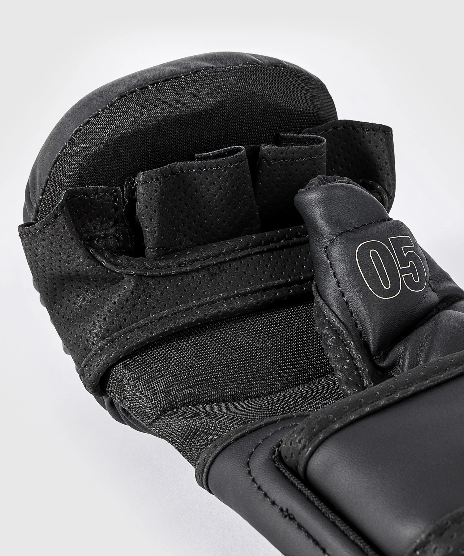 Venum MMA Handschoenen Sparring Impact Evo Zwart - Image 7