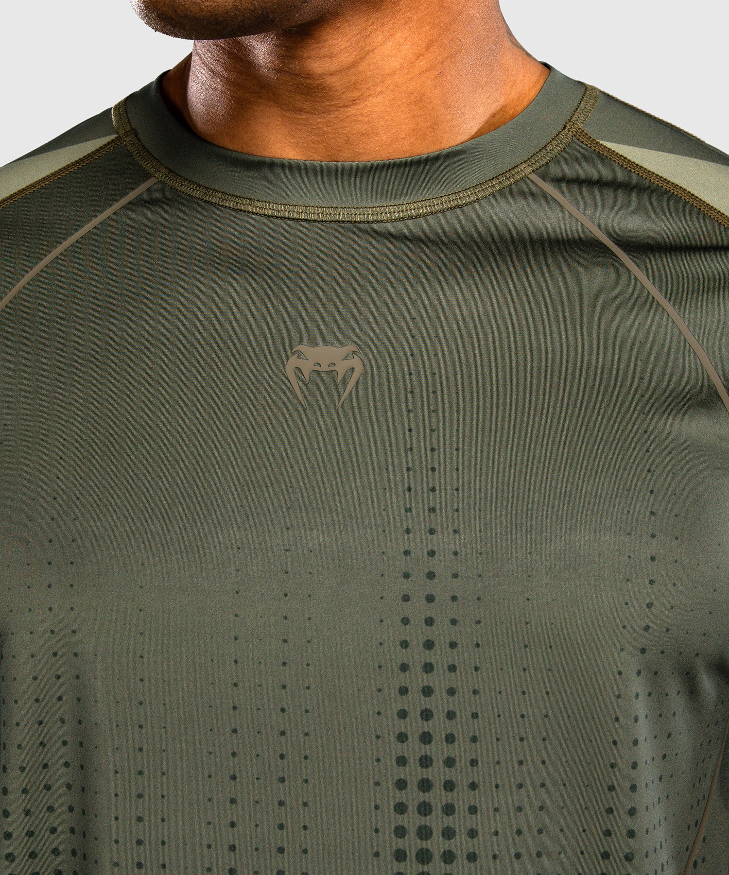 Venum Stealth Dry-Tech T-Shirt Khaki/Groen - Image 5