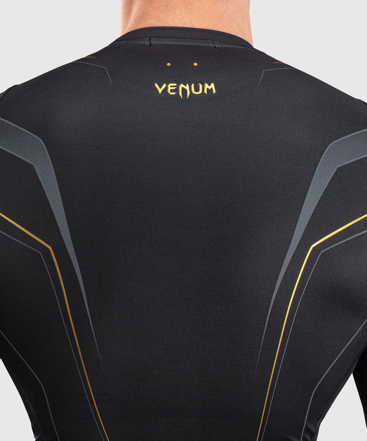 Venum Streamline Rashguard Long Sleeve Zwart/Goud - Image 7